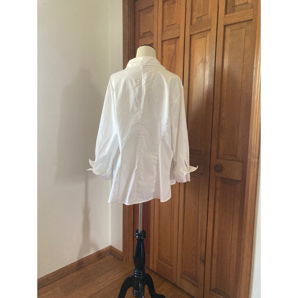 Citi Woman White Buttondown Blouse, Size 20W - Picture 4 of 6